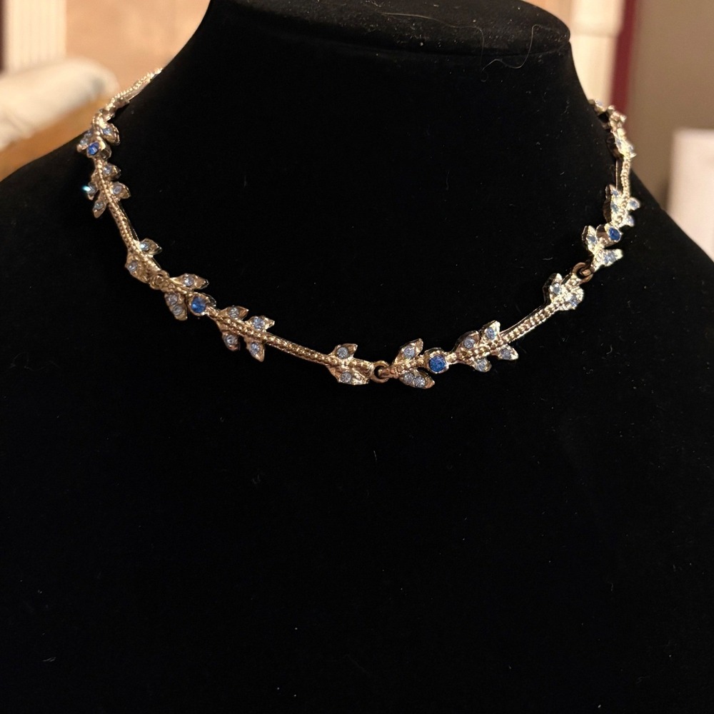 Silver Tone Leaf Vine Necklace Blue Crystal Accents Toggle Clasp Charm